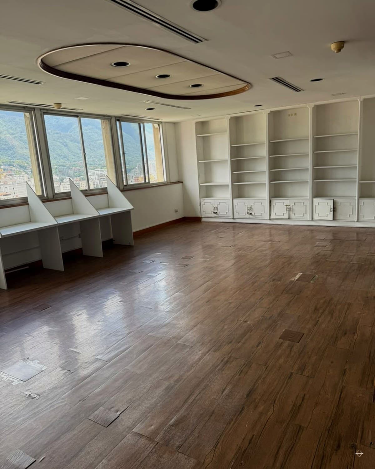 Piso completo en Torre Phelps — 11
