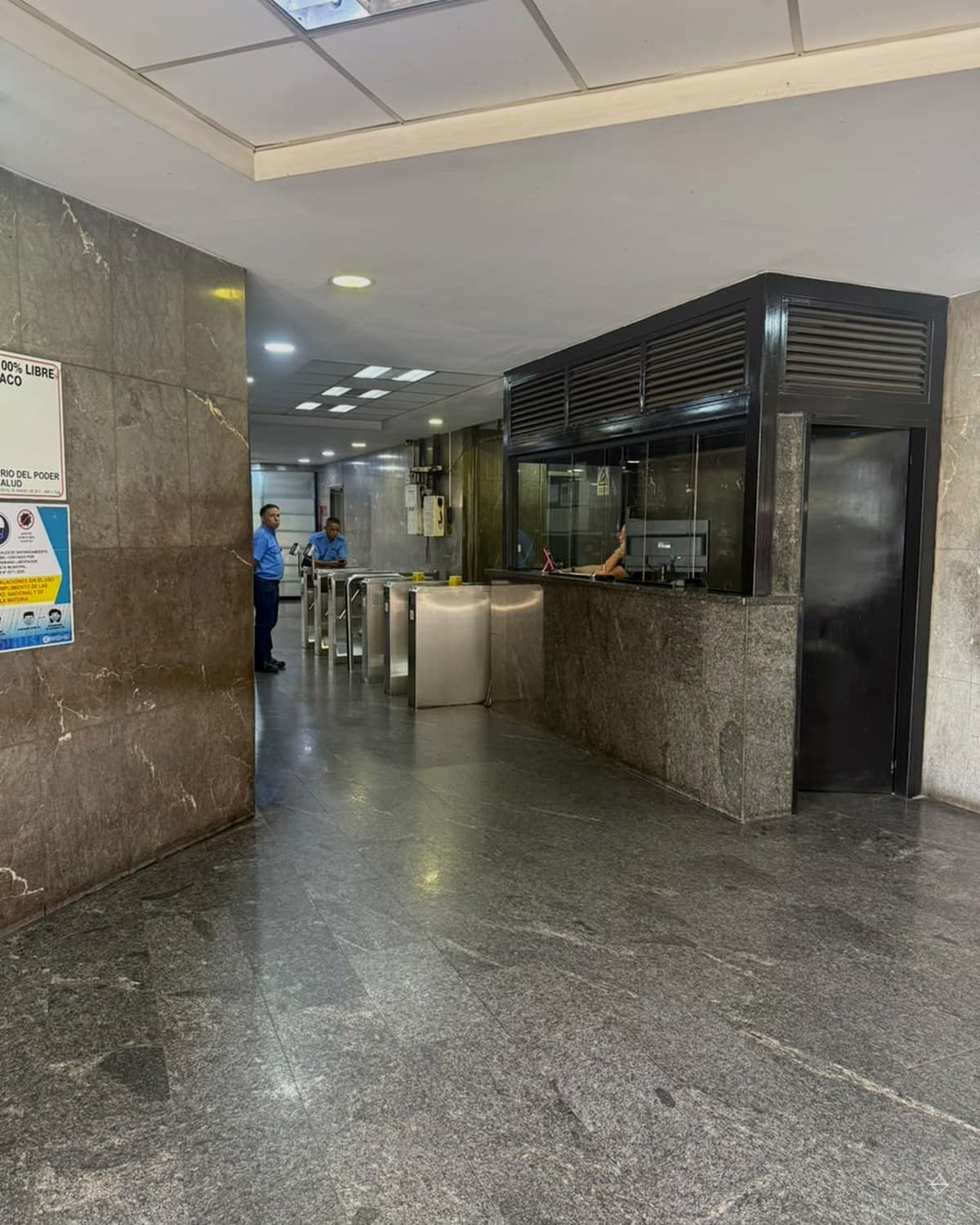 Piso completo en Torre Phelps — 14