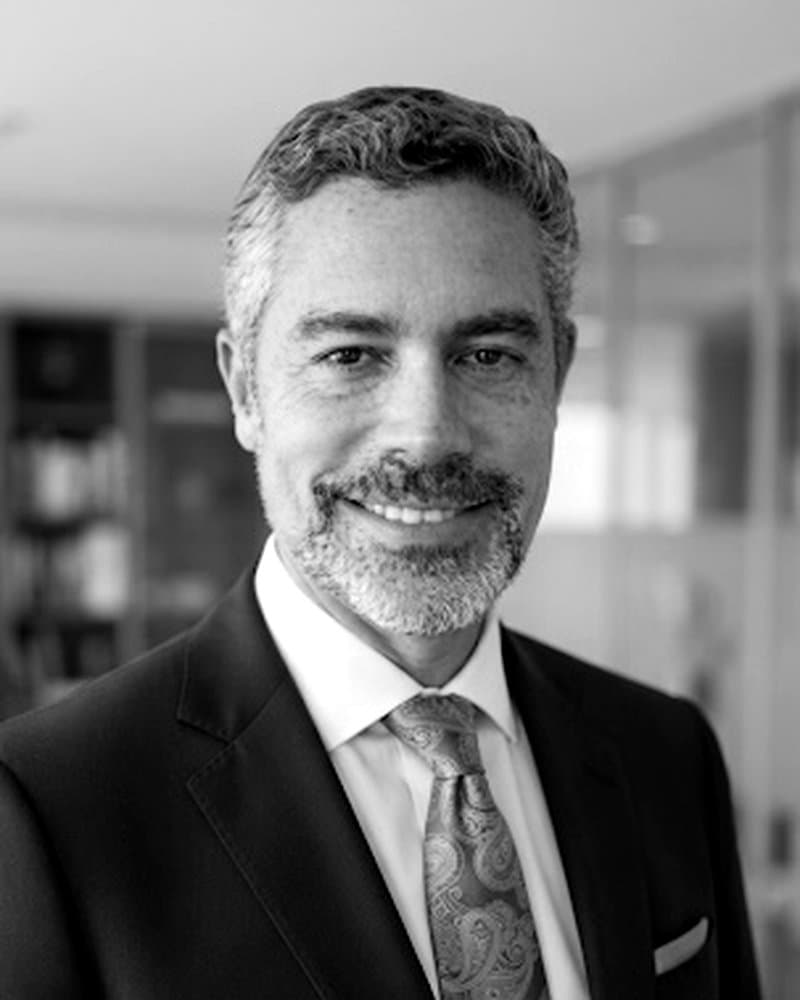 Alberto Espinoza, CMO — Socio Director de Marketing y Relaciones Públicas